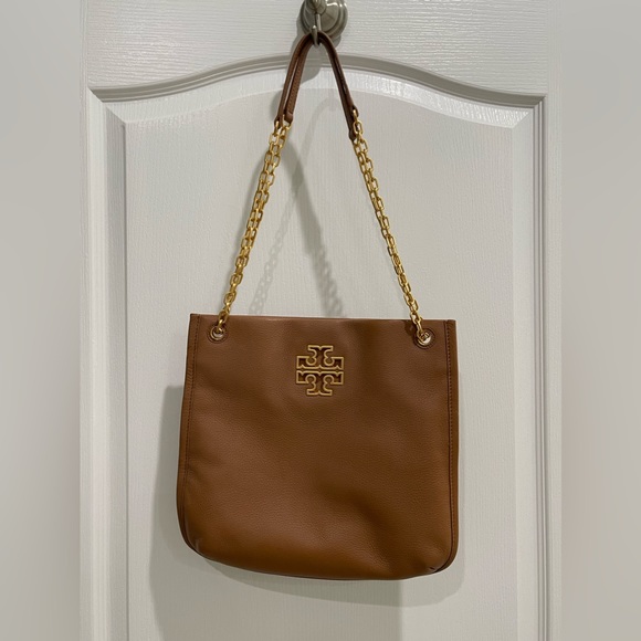 Brown Tory Burch shoulder bag.